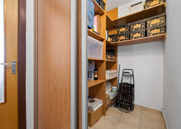 Na predaj kompletne zariadený 3-izbový byt v Podunajských Biskupiciach