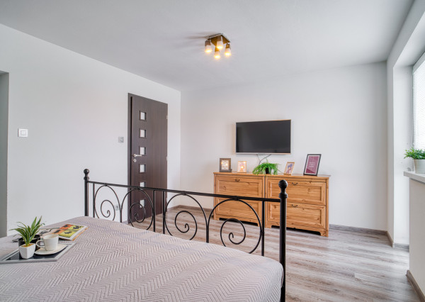 Na predaj rodinný dom s investičným potenciálom v Kostolišti