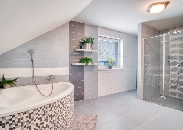 Na predaj rodinný dom s investičným potenciálom v Kostolišti