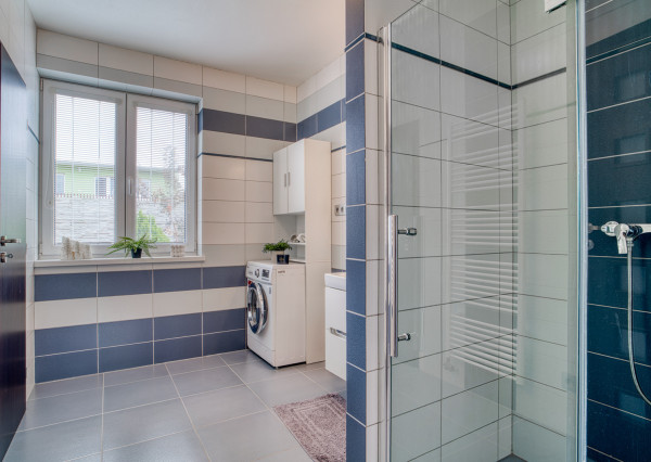 Na predaj rodinný dom s investičným potenciálom v Kostolišti