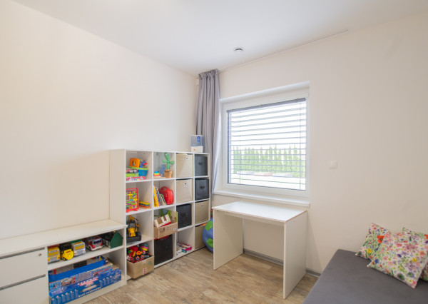 Na prenájom moderný 4-izbový bungalov v obci Beňadiková