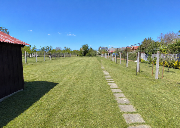 Na predaj zariadený 4-izbový rodinný dom v Ostraticiach