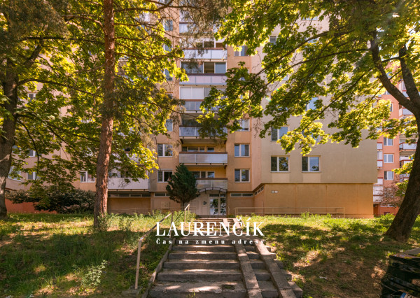 NA PRENÁJOM | 2- IZBOVÝ BYT S BALKÓNOM | TRENČÍN - JUH