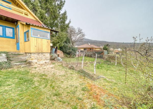 Na predaj záhrada s chatkou v obci Dolné Štitáre