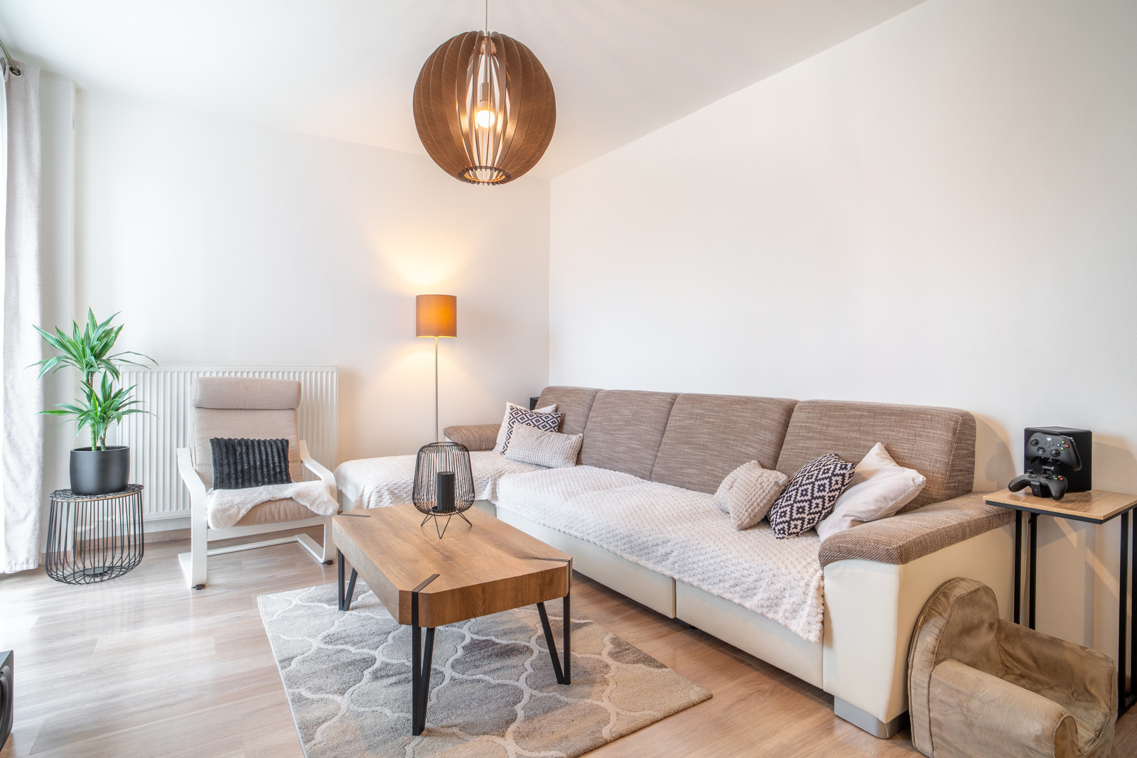 Na predaj dobre dispozične riešený 3-izbový byt vo vyhľadávanej lokalite Karlovej Vsi