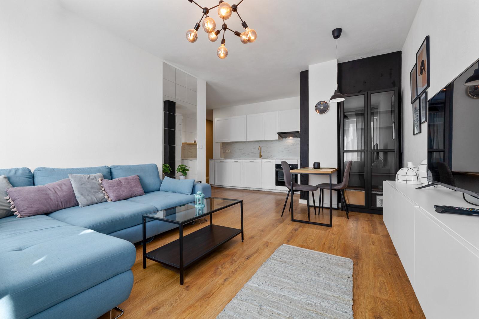 Na prenájom moderný 2-izbový byt kúsok od centra Bratislavy