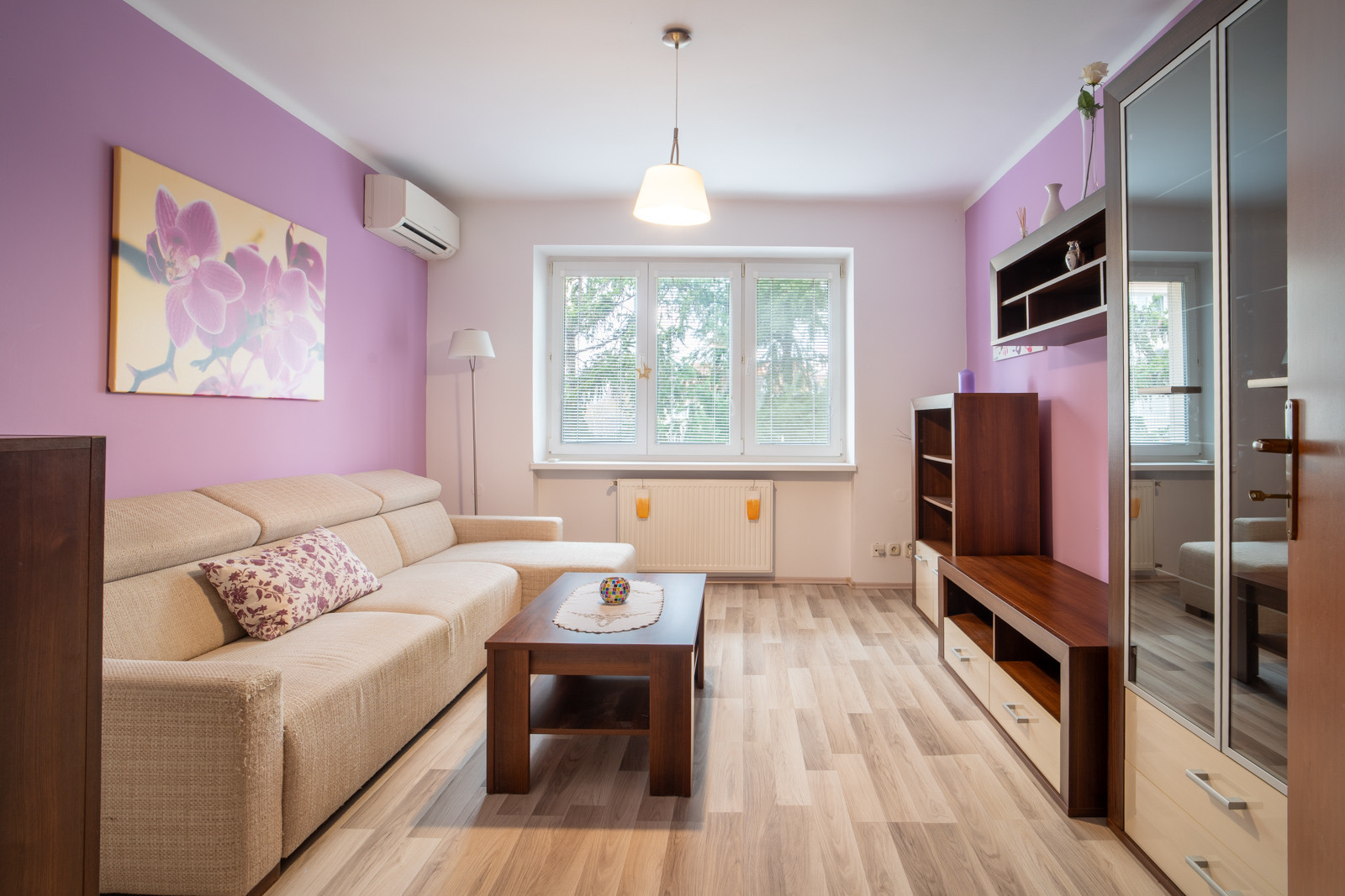 PRENAJATÉ: Na prenájom priestranný 2-izbový byt na Záhradnej ulici v Pezinku