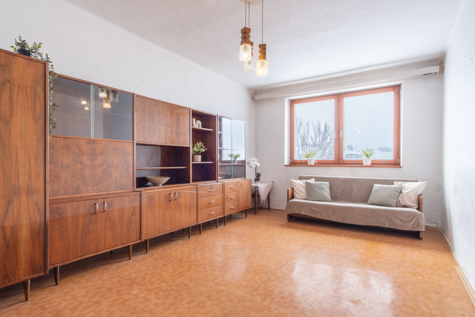 REZERVOVANÉ: Na predaj útulný 2-izbový byt v malebných Hybiach v pokojnej lokalite