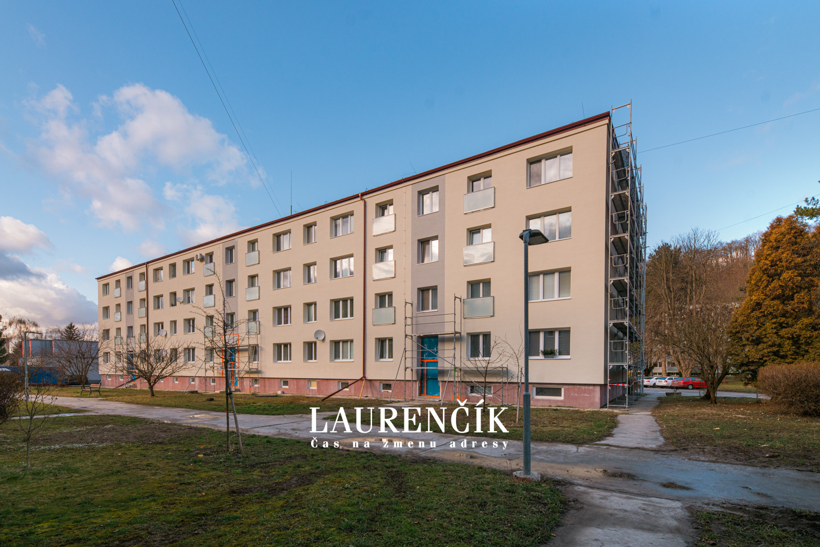 PREDANÉ | 1-izbový byt v Trenčianskych Tepliciach s investičným potenciálom