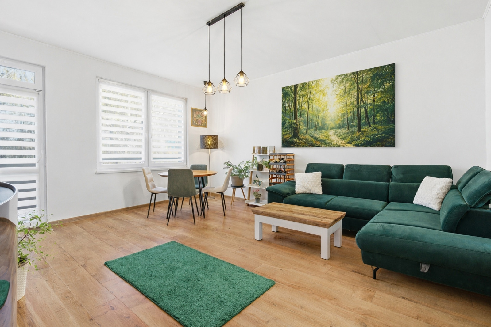 Na predaj 3-izbový byt s 2 balkónmi a 2 parkingami, Ružinov