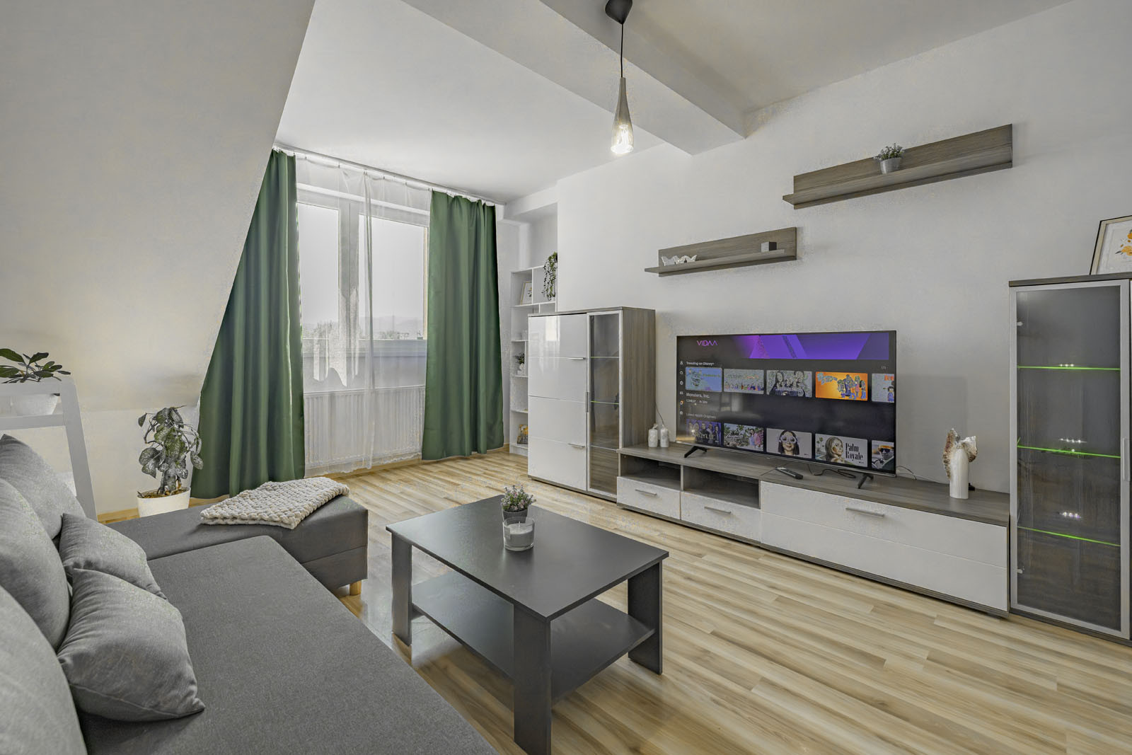 Na prenájom 2-izbový podkrovný byt s výhľadom v Prešove