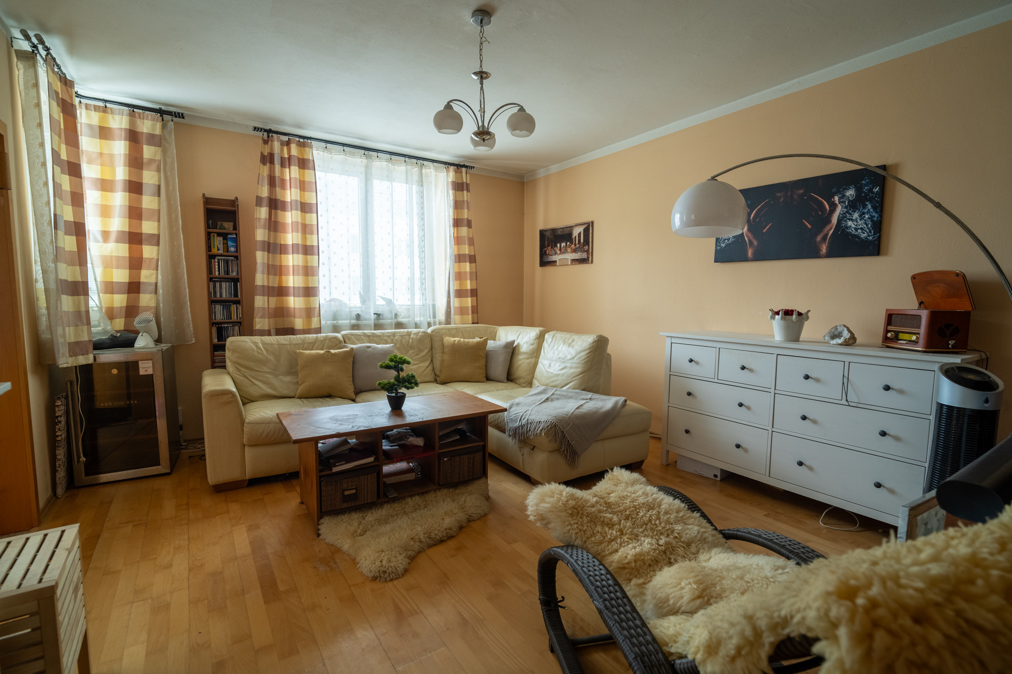 Na predaj čiastočne zariadený 3-izbový byt vo Vrakuni