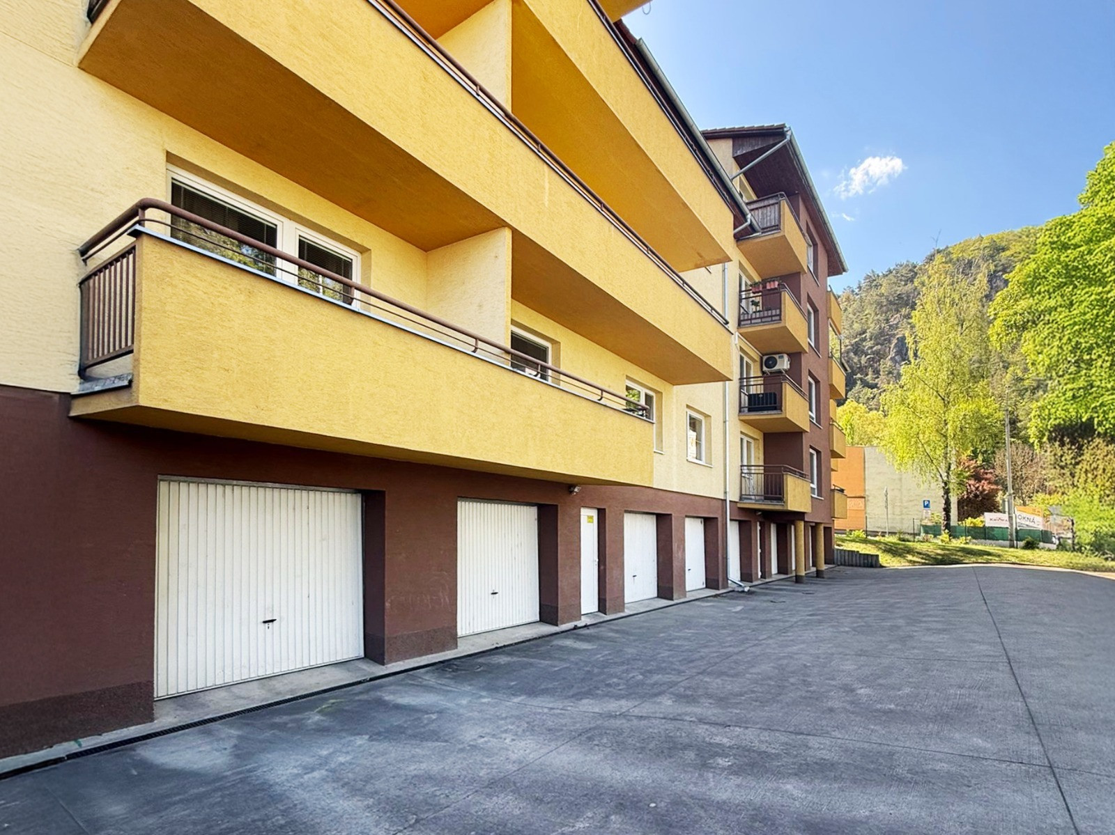 Na prenájom garáž Pod Sokolicami v Trenčíne